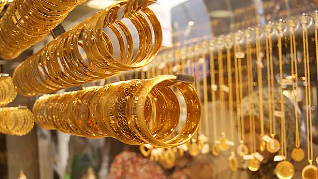 Altının kilogramı 112 bin 800 liraya geriledi