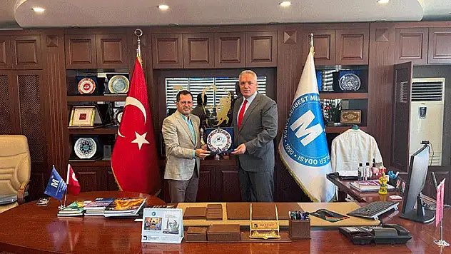 Altınyaldız'dan Başkan Bıçakçı'ya hayırlı olsun ziyareti
