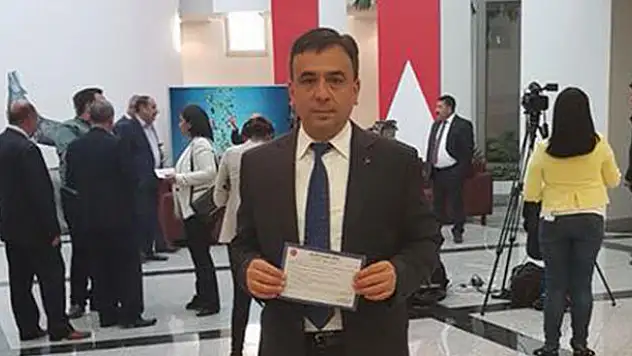 Altunel, aday adaylığı başvurusu yaptı