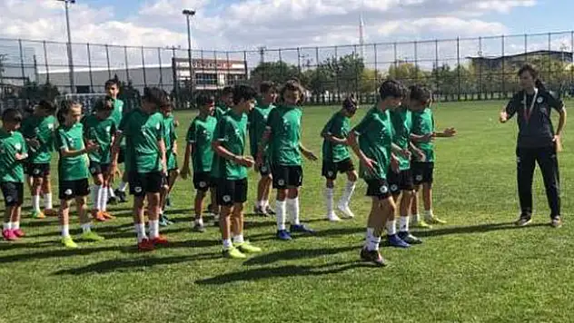 Altyapıya deneyimli antrenör