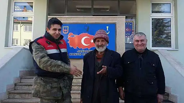 Alzheimer hastası donmak üzereyken bulundu