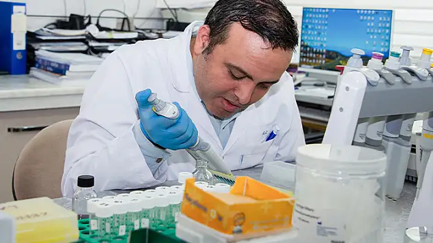 Alzheimer, obezite ve şeker hastalıklarının tedavisinde bitkisel ilaçlar araştırılıyor
