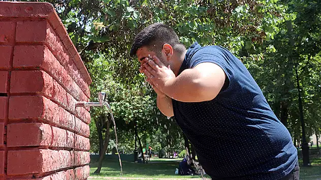 Aman dikkat! Sıcaklıklar mevsim normallerinin 10 derece üzerine çıkacak