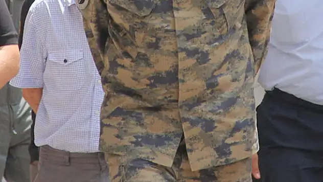 Amasya'da FETÖ operasyonu: 3 asker gözaltında