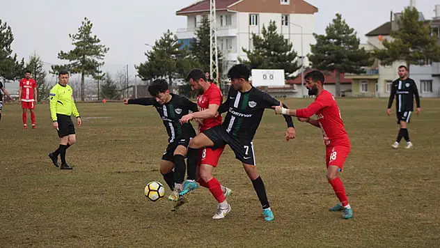 Amatör liglerde heyecan sürüyor