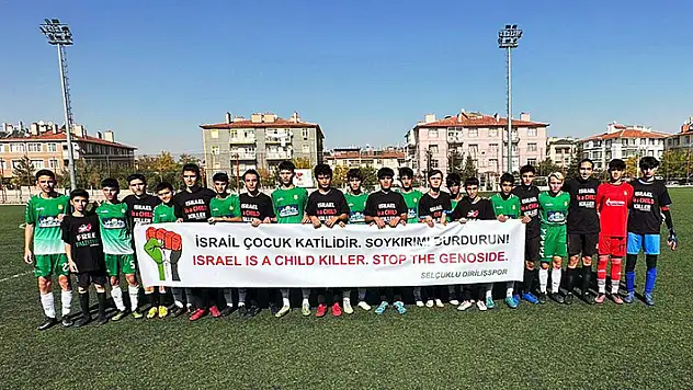 
Amatör maçlarda İsrail protesto edildi