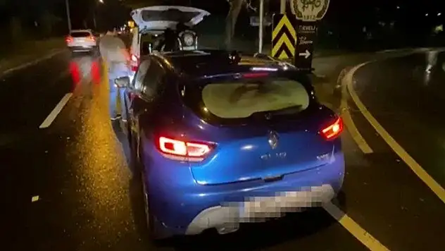 Ambulansa yol vermeyen sürücüye ceza!