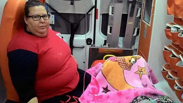 Ambulansta doğum yaptırdığı bebeğe ismi verildi