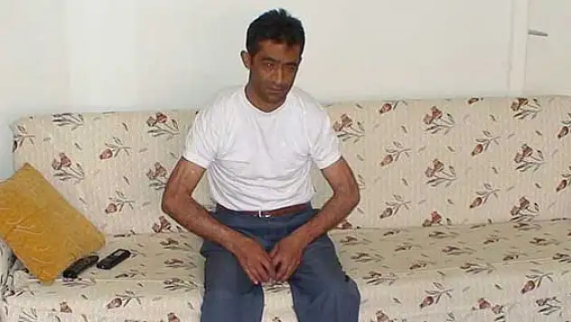 Ameliyat olmazsa kollarını hareket ettiremeyecek