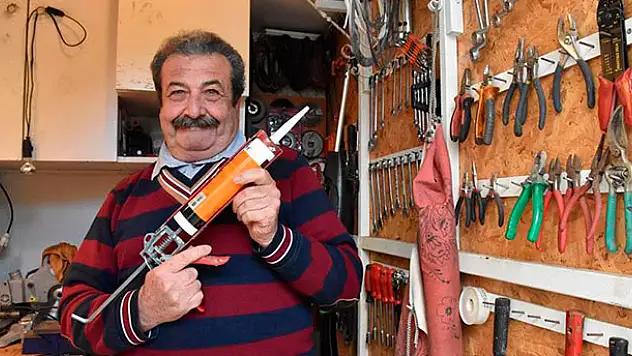 'Amil Bey' saçlarını 'Kel Mahmut'u hatırlatması için kazıtmış