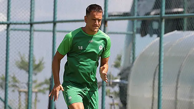
Amir'in takımda kalmasını istiyorum