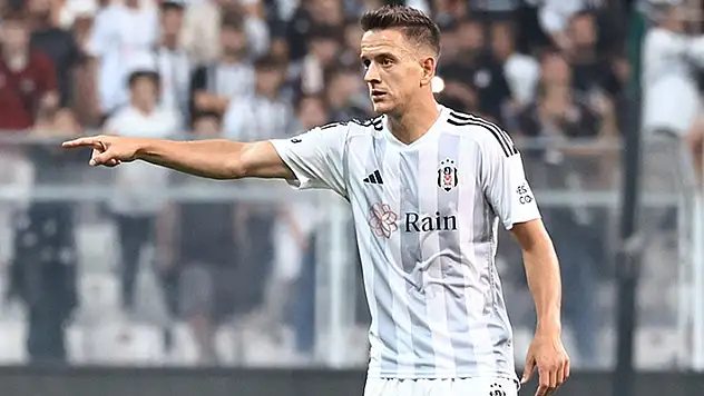 Amir'den transferiyle ilgili flaş açıklama!