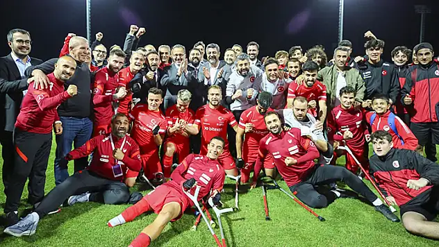 Ampute Futbol Milli Takımı 2022 Dünya Kupası'nda çeyrek finale yükseldi
