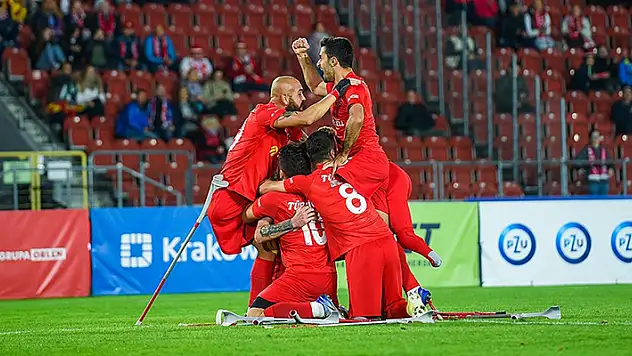 Ampute Futbol Milli Takımı üst üste ikinci kez Avrupa Şampiyonu
