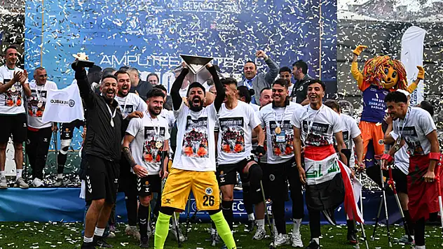 Ampute Futbol Şampiyonlar Ligi kupasını Alves Kablo kazandı