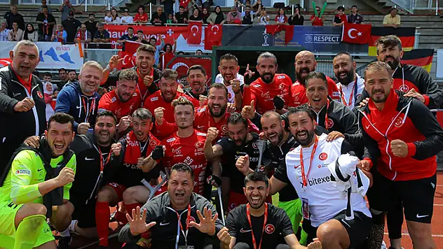 Ampute Milli Futbol Takımı, Avrupa Şampiyonası'nda finale yükseldi
