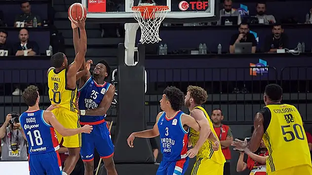 Anadolu Efes, 37. Erkekler Cumhurbaşkanlığı Kupası'nı kazandı
