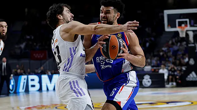 Anadolu Efes- Barcelona