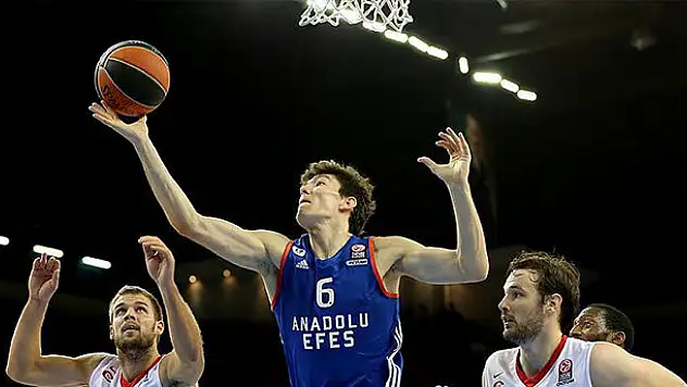 Anadolu Efes deplasmanda Cedevita'yı mağlup etti