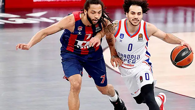 Anadolu Efes İspanya deplasmanında 