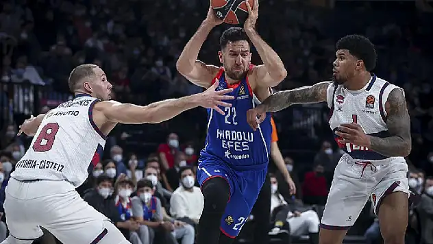 Anadolu Efes, Monaco virajında 