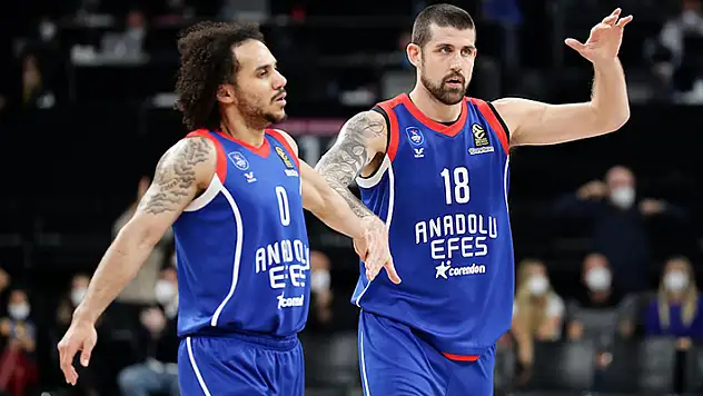 Anadolu Efes ve Fenerbahçe THY Avrupa Ligi için iddialı