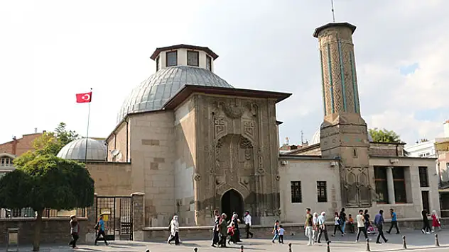 Anadolu'nun ilk üniversiteleri: Selçuklu medreseleri