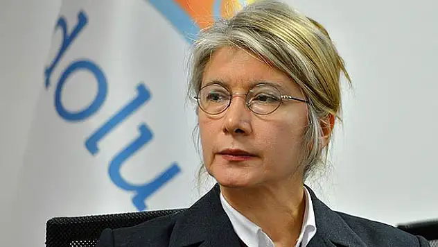Anadolu Partisi Genel Başkanı Tarhan: Tabela partisi olarak devam etmenin anlamı yoktu