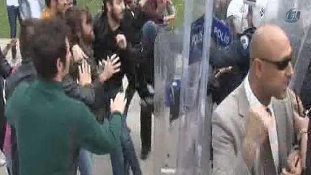 Anadolu Üniversitesi'nde kanlı gerginlik