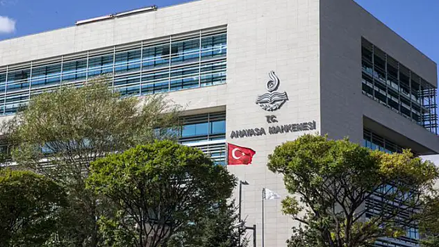 Anayasa Mahkemesi Dezenformasyon Yasası'nın iptali talebini reddetti
