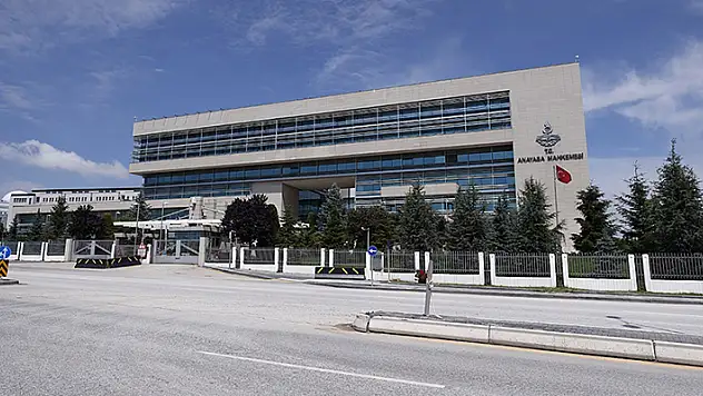 Anayasa Mahkemesi, HDP'nin kapatılması istemli davada iddianameyi oy birliğiyle kabul etti
