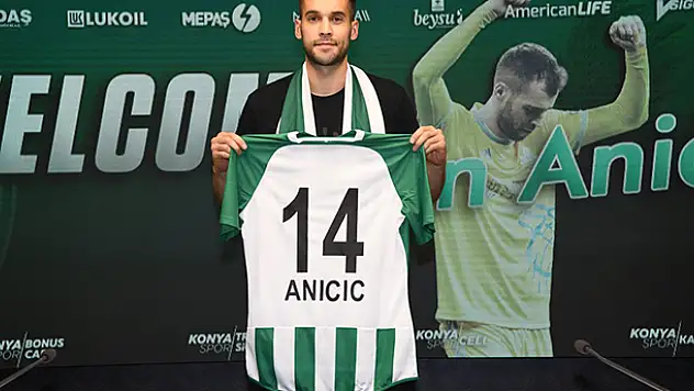 Aninic'in sözleşmesi uzatıldı