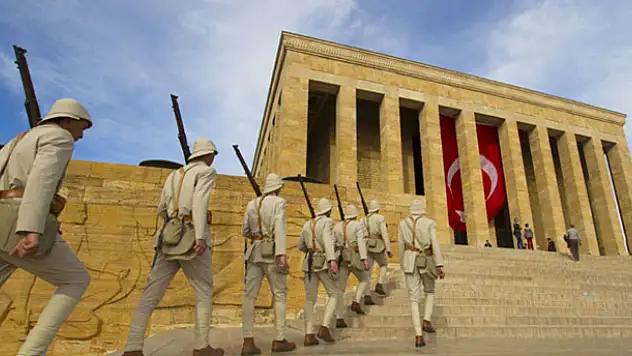 Anıtkabir 10 Kasım'da saat 20.30'a kadar açık