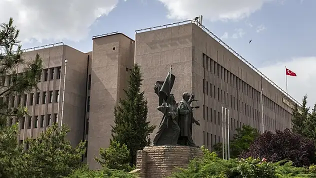 Ankara Cumhuriyet Başsavcılığından şehitlere yönelik suç içeren paylaşımlara soruşturma
