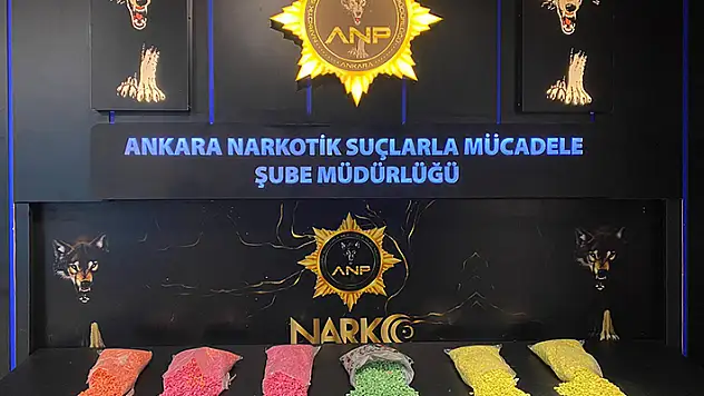 Ankara'da 28 bin 800 uyuşturucu hap ele geçirildi: 3 gözaltı
