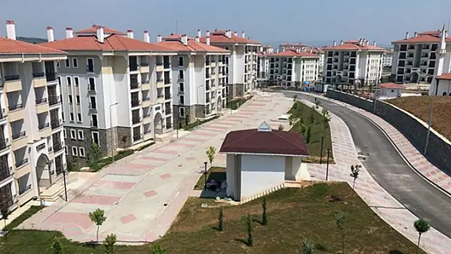 Ankara'da 4 adet kamu konutu ihaleyle satışa sunuldu
