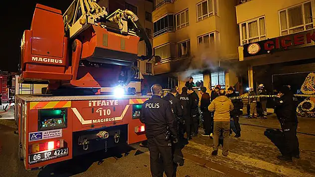 Ankara'da bir apartmanda çıkan yangında 4 kişi öldü