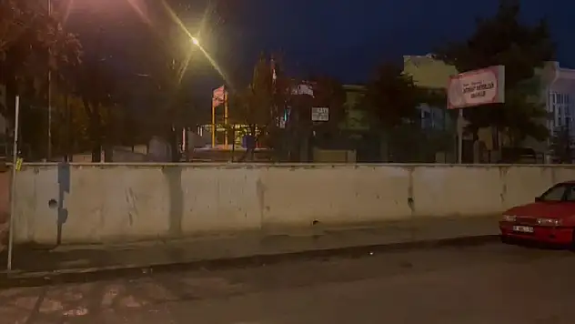 Ankara'da bir otomobil içindeki çocukla çalındı
