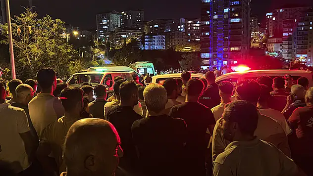 Ankara'da boşanma aşamasındaki eşini öldüren kişi intihar etti
