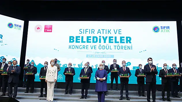 Ankara'da düzenlenen törende Konya'dan 2 belediyeye çevre ödülü