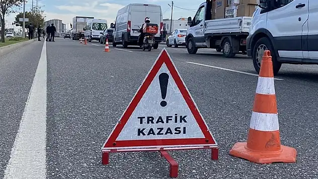 Ankara'da otomobilin çarptığı aynı aileden 3 kişi yaşamını yitirdi

