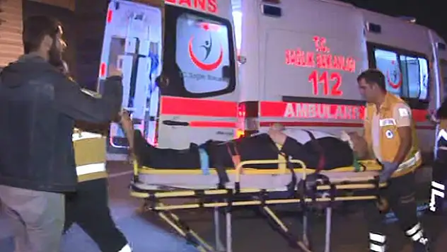 Ankara'da partililer arasında bayrak kavgası: 2 yaralı