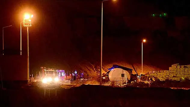 Ankara'da sağlık kampüsü inşaatında kalıp çöktü