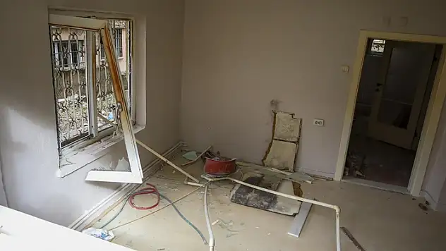 Ankara'da yeni tadilat yapılan dairedeki patlamada 1 kişi ağır yaralandı
