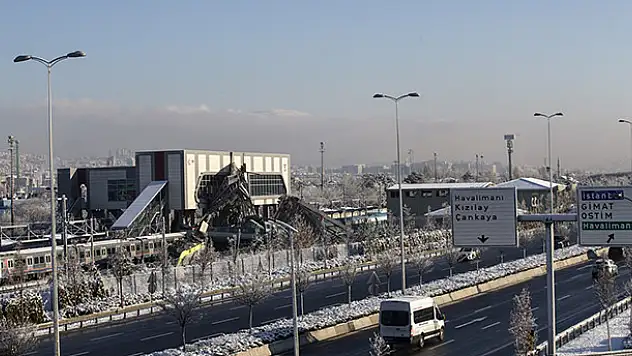 Ankara'da Yüksek Hızlı Tren kazası: 9 kişi öldü, 47 kişi yaralandı