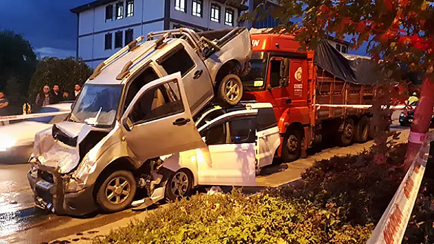 Ankara'da zincirleme trafik kazası: 5 yaralı