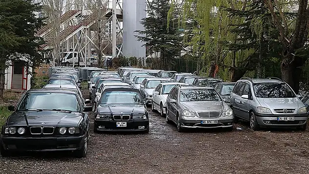 Ankara merkezli 45 ilde otomobil kaçakçılığına yönelik 'Kontak' operasyonu
