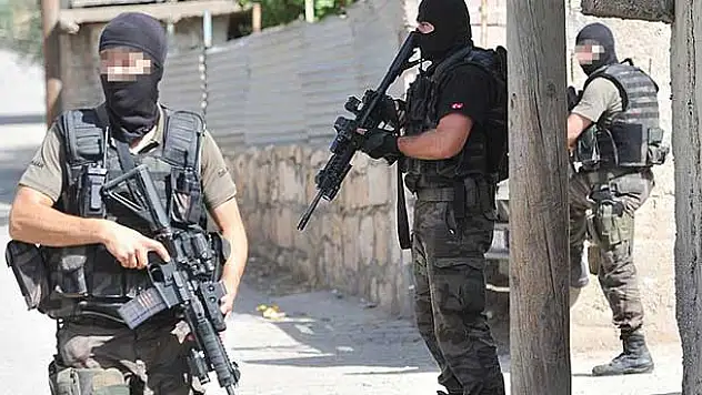 Ankara merkezli 6 ilde terör örgütü operasyonu