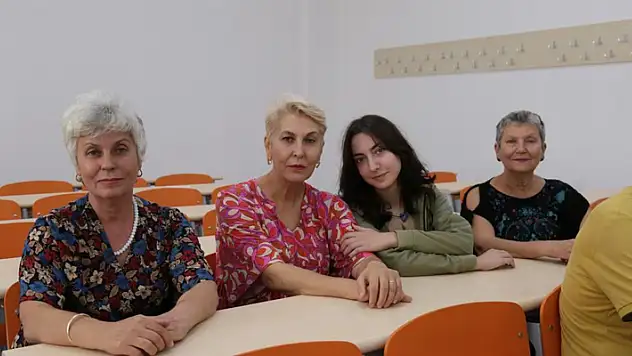 Anneanne, kardeşleri ve torunu aynı üniversitede
