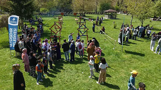 Anneler ve çocuklar gönüllerince eğlendi